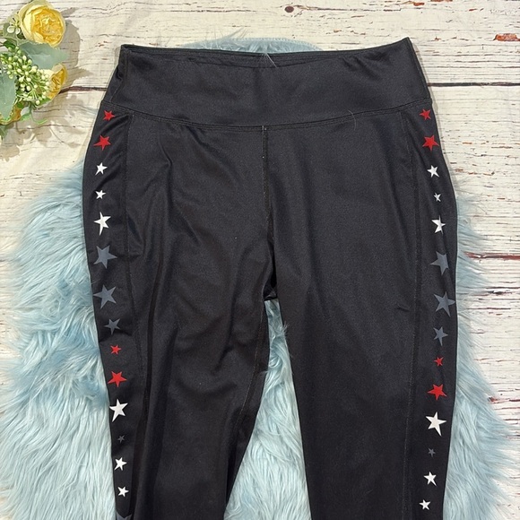 Krimson Klover Dream On Star Striped Graphic Leggings - Picture 4 of 9